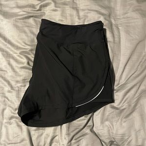Running shorts